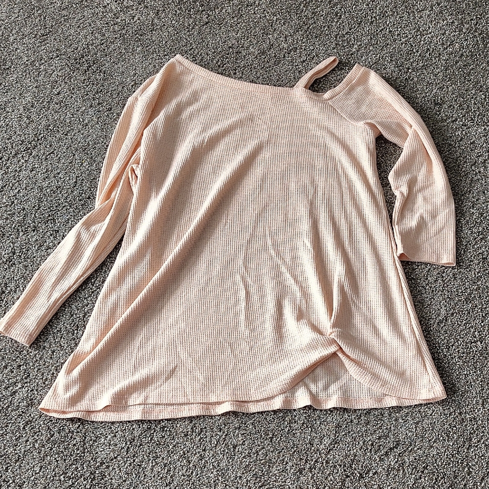 Elegant Peach Women's Top